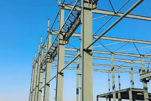 城中哪些因素造成了钢结构的生锈？如何除锈？